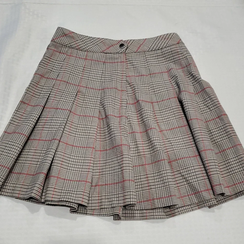 Divided Plaid Pleated school girl  Preppy  Micro Mini Skirt - Picture 5 of 8